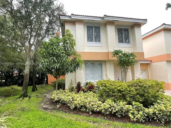 6524 Hidden Cove Dr #1-4, Fort Lauderdale, FL 33314