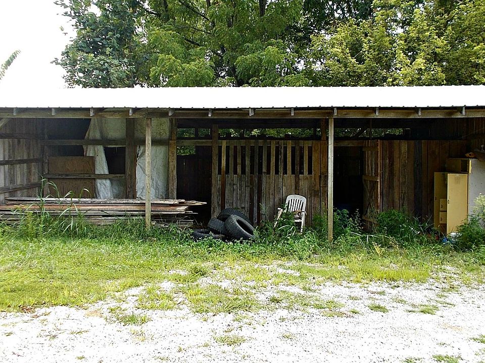 2nd image of 1953 Hudgins Hwy