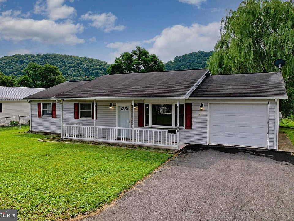 1st image of 10 N Hummingbird St