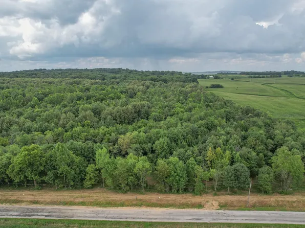 3542 Doerner Rd, Lynnville, IN 47619