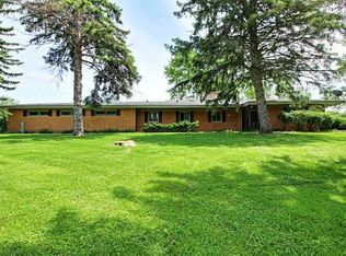 27488 W Lakeview Dr N, Lake Barrington, IL