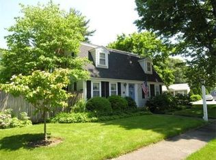 5 Tamarack Ln, Needham, MA 02492