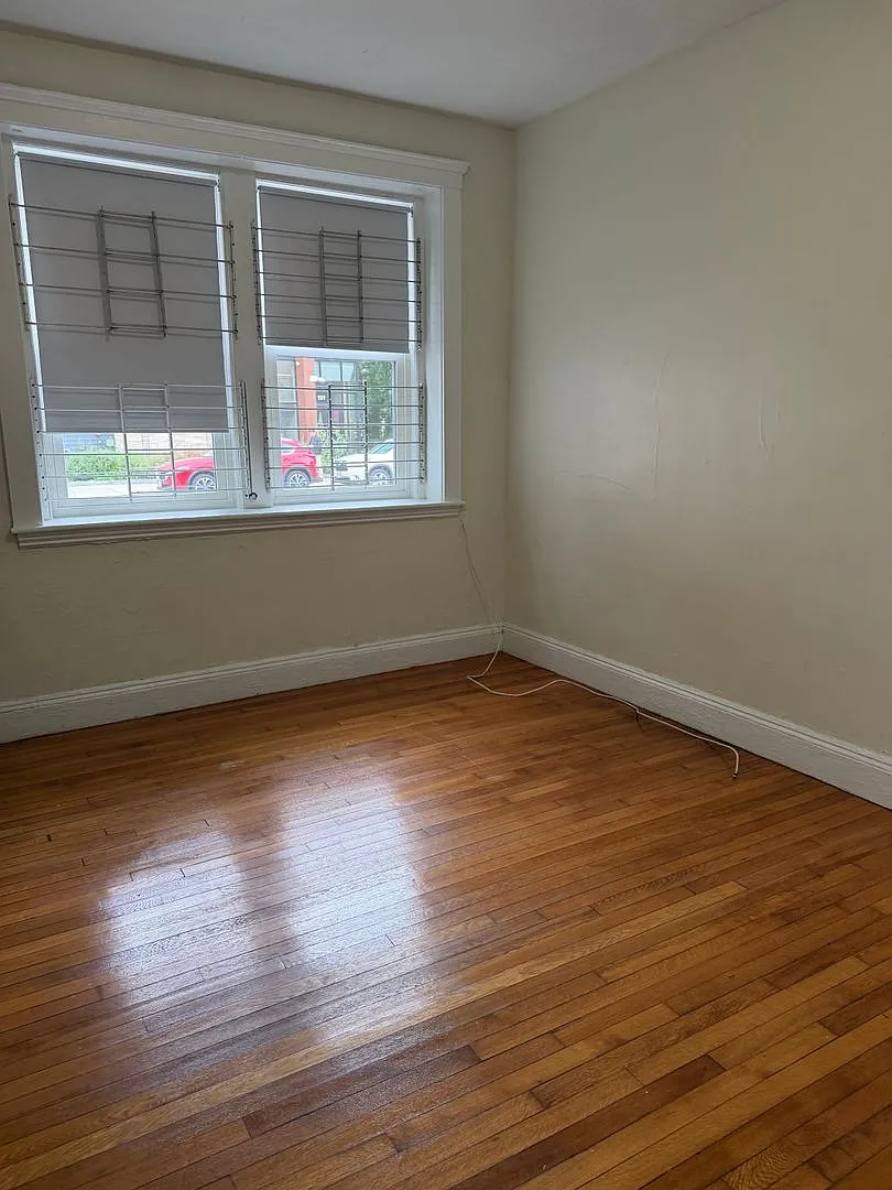 112 Washington St #2B Boston MA 02135 — Photo 3