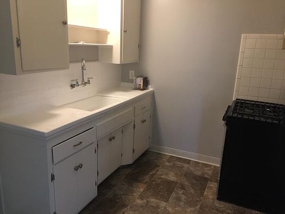 3rd image of 5214 Thurman Way