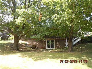 3rd image of 9553 Wilcox Dr