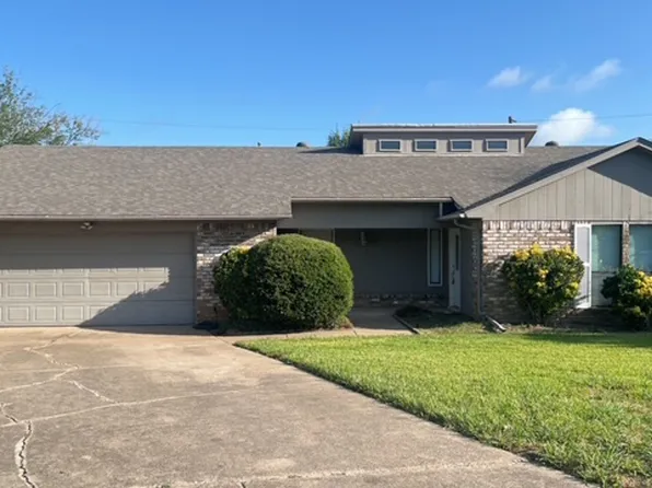 3700 Dauphine Ct, Arlington, TX 76016