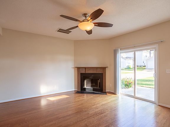 2nd image of 1828 Lake Carolina Dr