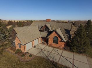 406 S West Rd, Aurora, NE 68818