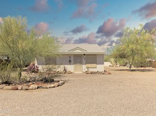 360 N Loma Vista Ln, Quartzsite, AZ 85346