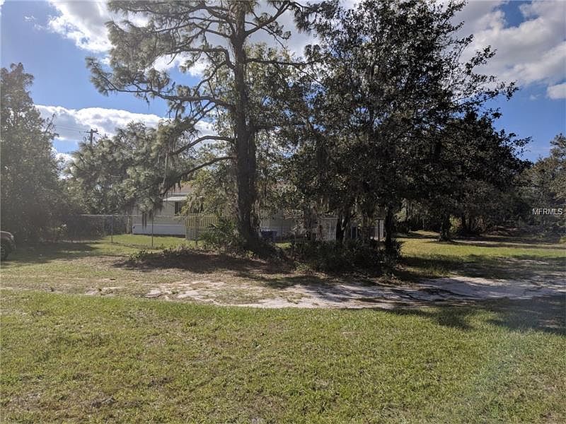 2nd image of 1807 SE 33rd St
