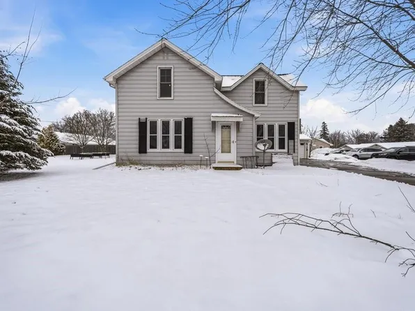 113 West Lincoln Avenue, Fall Creek, WI 54742