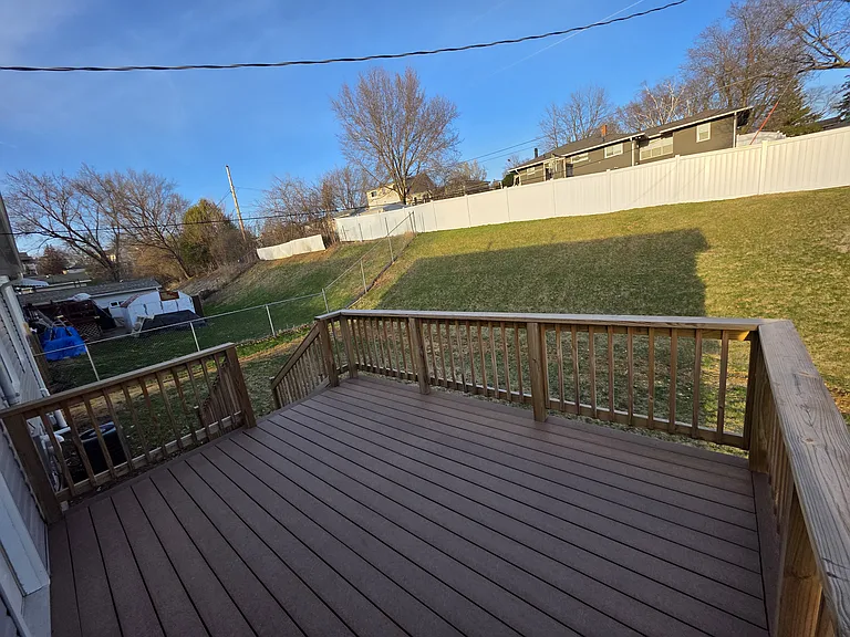 1612 Butterfield Rd — Photo 29