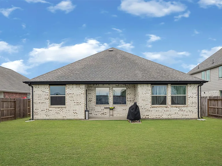 32203 River Birch Ln — Photo 2