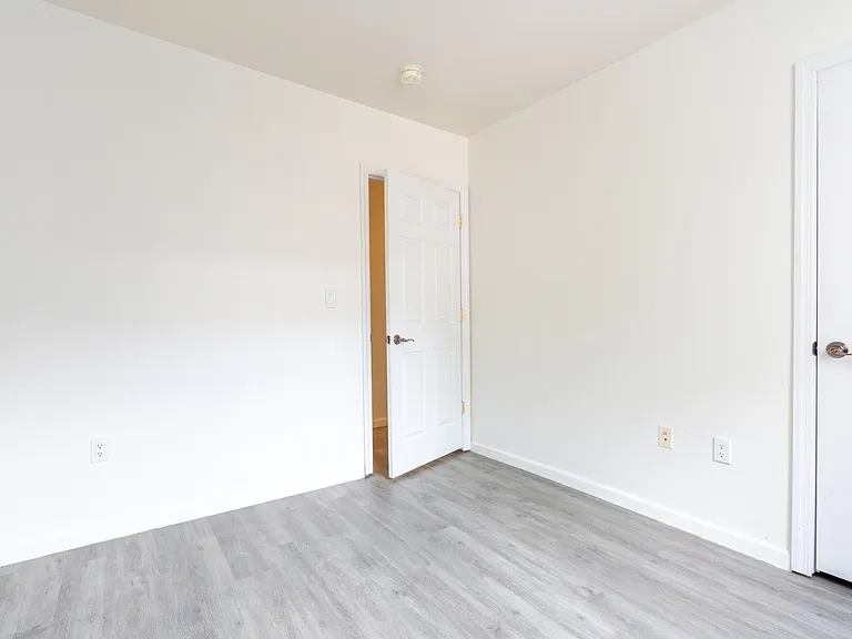 198 Stuyvesant Ave #2 — Photo 23