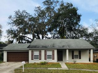 8523 Queen Brooks Ct, Temple Terrace, FL 33637
