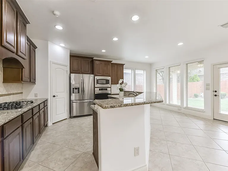 10014 Eldarica Way — Photo 9