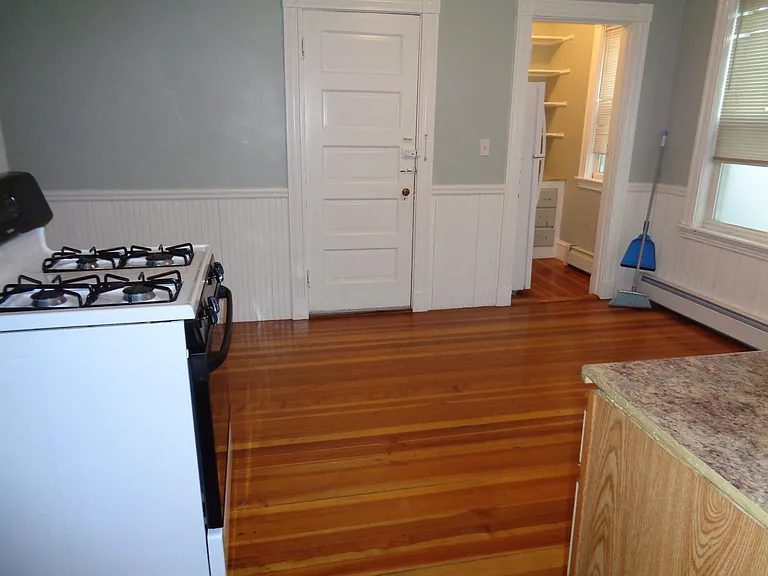 Grove St — Photo 8