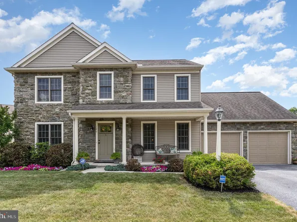 140 Whippoorwill Ln, Hummelstown, PA 17036