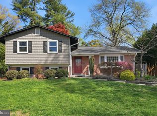 912 Burnt Crest Ln, Silver Spring, MD