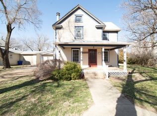 308 W Grand Ave, Hillsboro, KS 67063