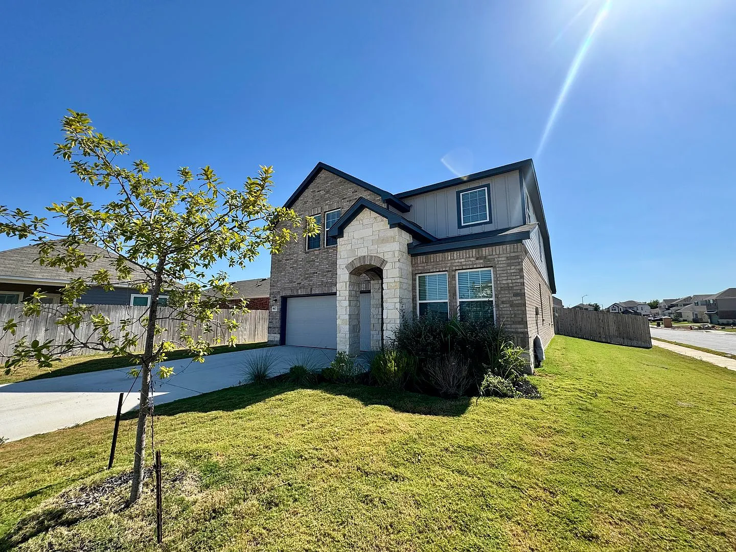 **Application Received** Spacious 4-Bedroom Home With Modern Upgrades & Resort-Style Community Am... — Photo 2