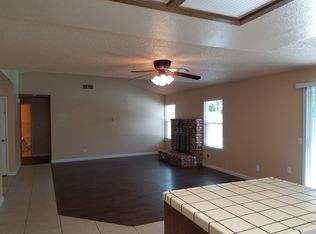 5284 N El Sol Ave, Fresno, CA 93722