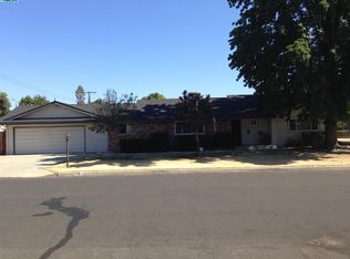 134 E Beech Ave, Visalia, CA 93277