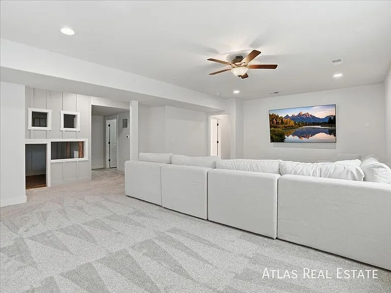 2092 Glean Dr — Photo 31