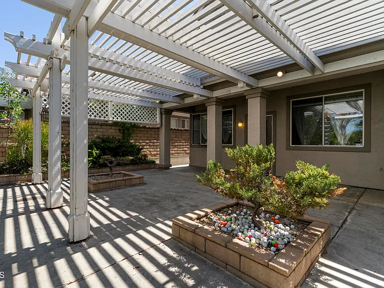 1549 Spyglass Dr — Photo 14