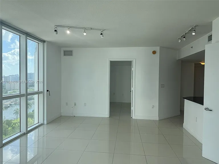 1871 NW South River Dr #1605 — Photo 3