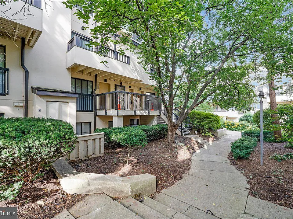 9793 Hellingly Pl #26