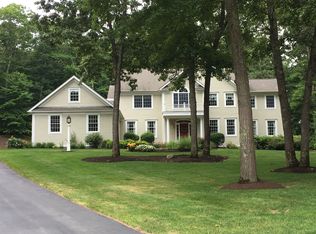 30 Owl Tree Ln, East Greenwich, RI 02818