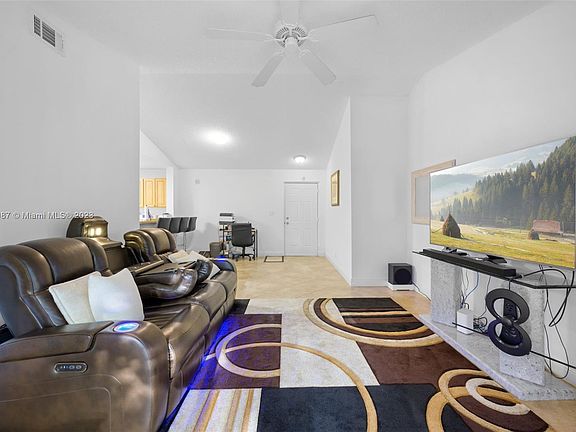 5th image of 10155 W Sunrise Blvd APT 304