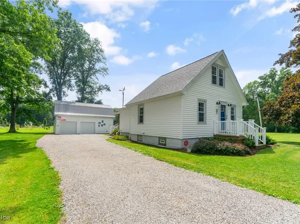 386 Bristol Champion Townline Rd NW, Warren, OH 44481