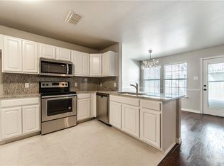 3925 Fernando Dr, Euless, TX 76040