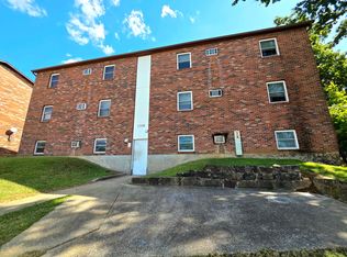 1318 N Sprigg St, Cape Girardeau, MO 63701