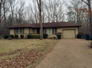 14 Newcom Ct, Crossville, TN 38558