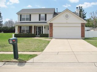 1980 Timberwood Crossing Dr, Florissant, MO 63031