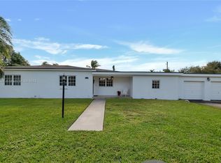 7490 SW 59th St, Miami, FL 33143