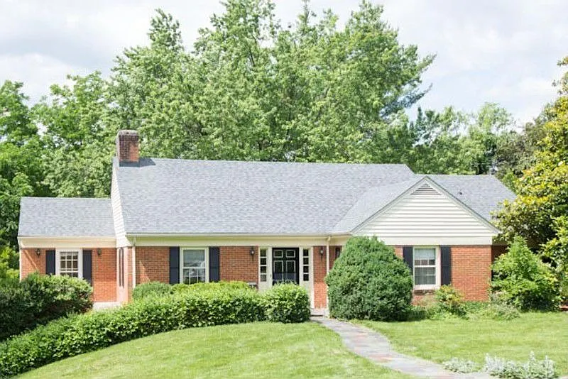 311 W View St photo 1