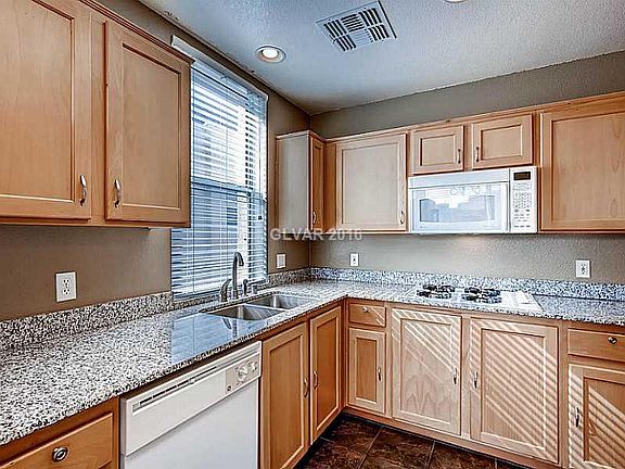5th image of 43 Agate Ave #508