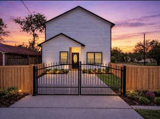 7989 Sunbury St, Houston, TX 77028