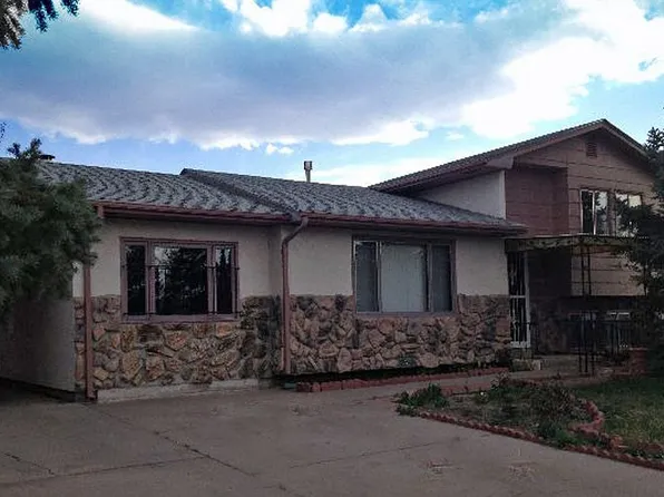3520 Ivywood Ln, Pueblo, CO 81005