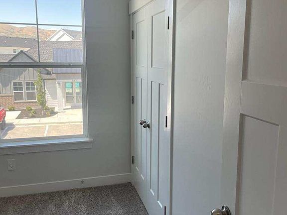 4th image of 947 W Coral Charm Way Unit 203