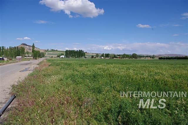 2nd image of 6.1 Ac Red Rock Rd