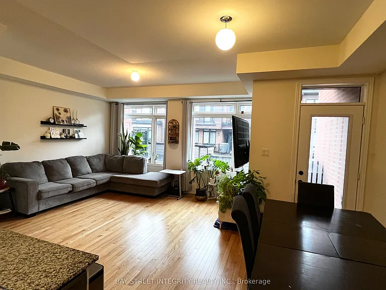 514 Littlewood Ln — Photo 6