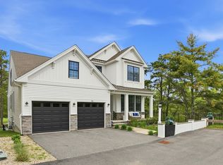 48 Briarwood, Plymouth, MA 02360