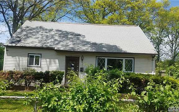 2nd image of 175 Parkway Blvd
