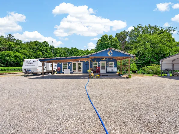 5053 N Bittersweet Rd, Morgantown, IN 46160