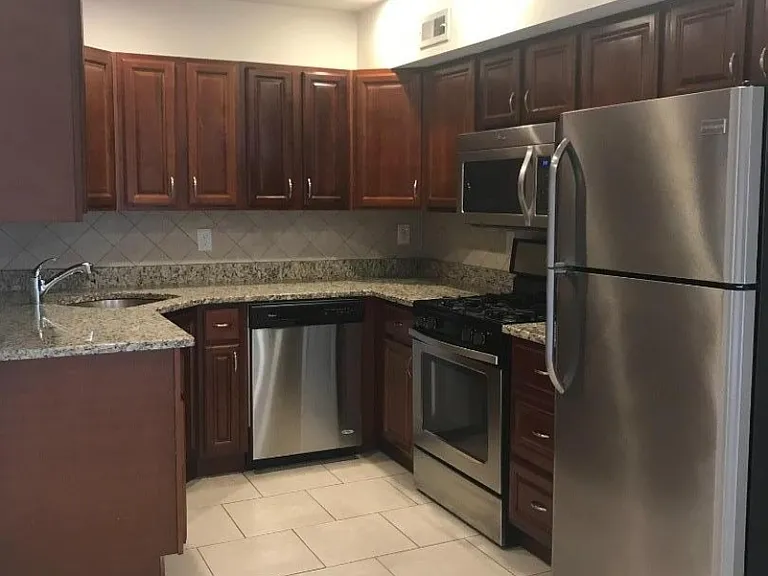 119 Newark Pompton Tpke #B — Photo 5